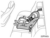 Toyota Prius: Child restraint. A convertible seat must be used in forward−facing or rear−facing position dependingon the age and size of thechild. When installing, follow themanufacturer’s instructions about theapplicable age and size of the child aswell as directions for installing thechild restraint system.